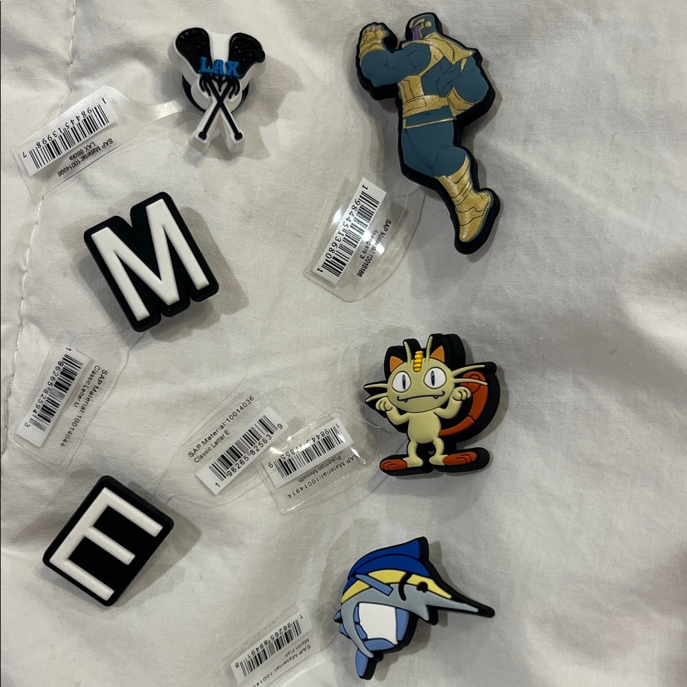 Assorted CROCS Jibbitz Pokémon, Avengers, Miscellaneous